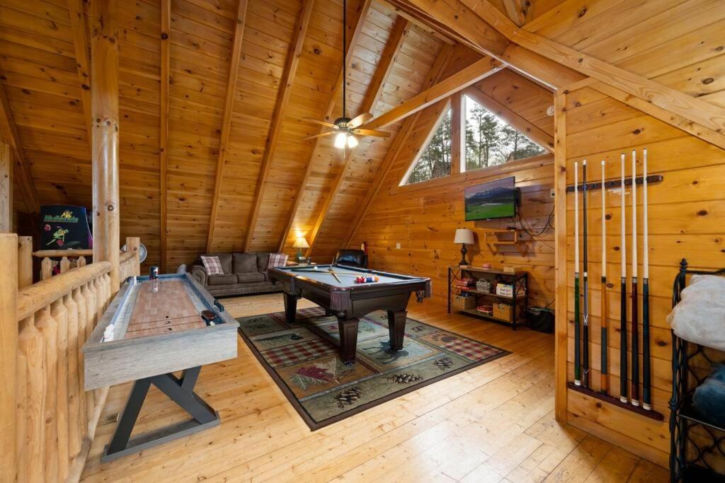 2-Bedroom Cabin With 2 Master Suites, Loft, Half-Bath And Hot Tub In A Serene Resort Setting سيفيرفيل المظهر الخارجي الصورة